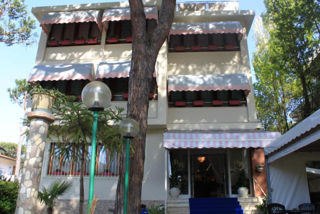 Hotel Manuela Cinquale Exterior photo