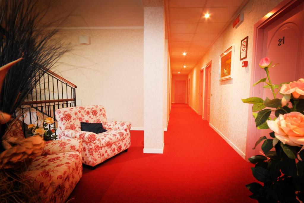 Hotel Manuela Cinquale Exterior photo